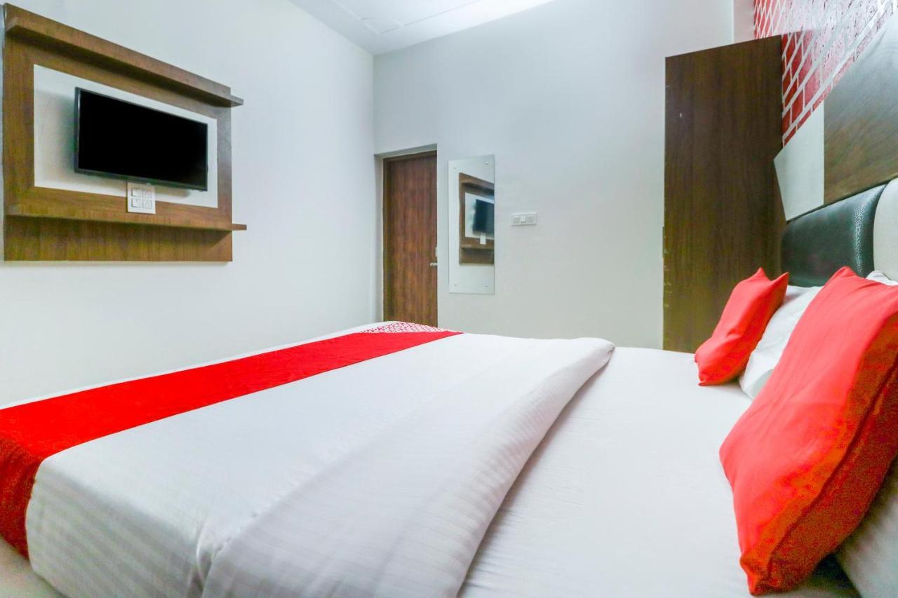 Oyo Hotel City View Nayagaon Экстерьер фото