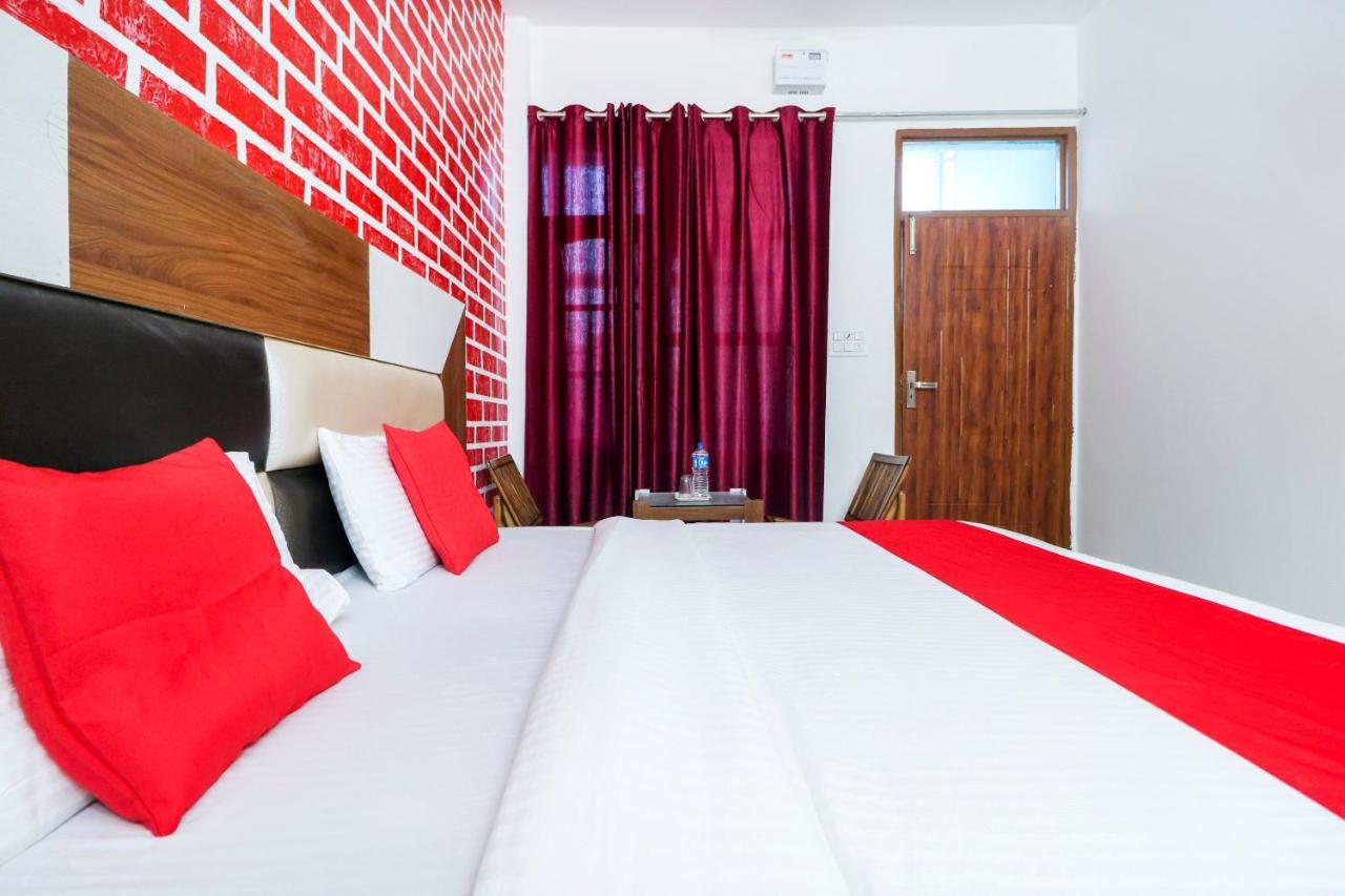 Oyo Hotel City View Nayagaon Экстерьер фото